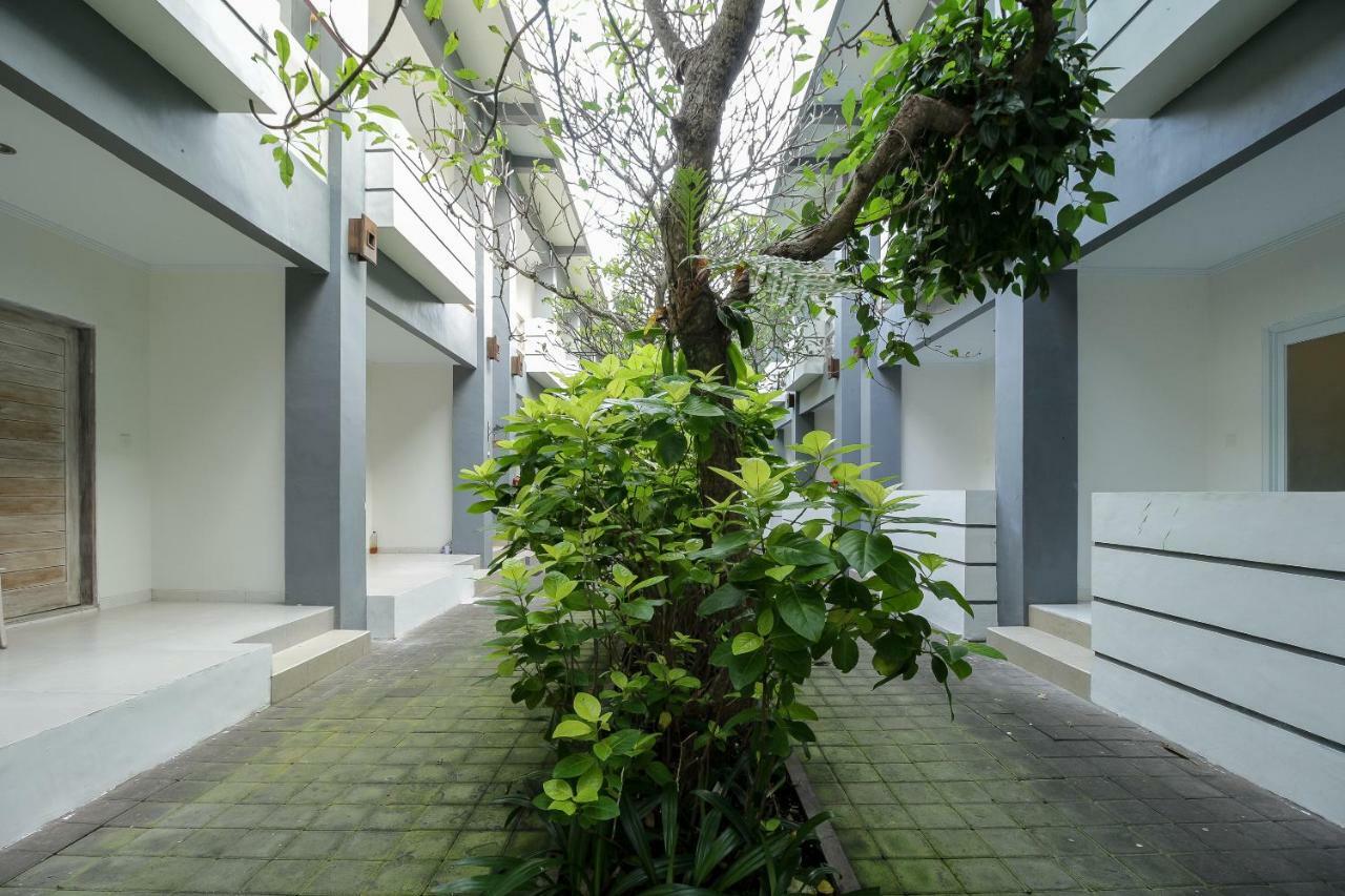 Mesari Beach Inn & Stables Seminyak Kültér fotó
