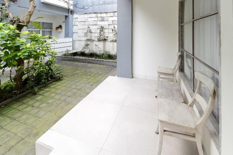Mesari Beach Inn & Stables Seminyak Kültér fotó